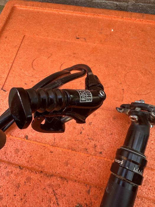 Кол за седалка RockShox Reverb Dropper Post 30.9 / 31.6 мм с дистанционно
