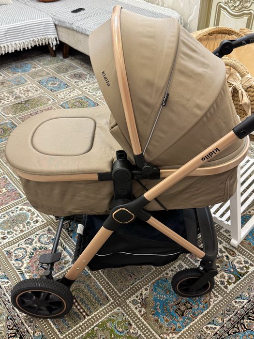Коляска новый продам срочно фирьма Kidilo