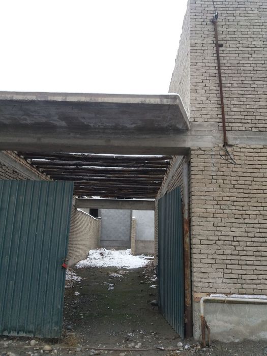 СРОЧНО продаётся участок. Сзади механическо завода