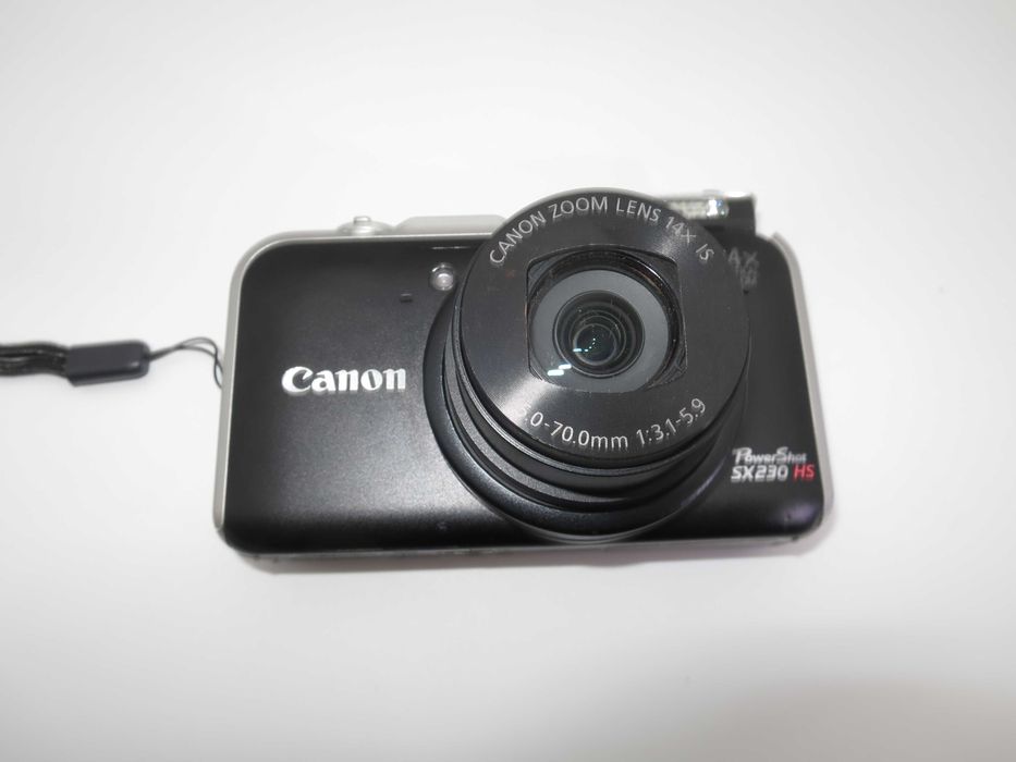 Canon PowerShot SX230 компактен цифров фотоапарат, дигитална камера 14x Оптичен Зум, Вграден GPS, HS System, Пълни Ръчни Контроли, работи Отлично!