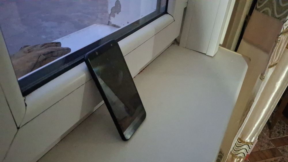 Samsung  a6 с коробкой