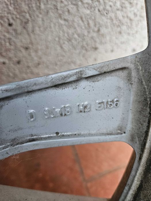 Джанти и гуми за ML164