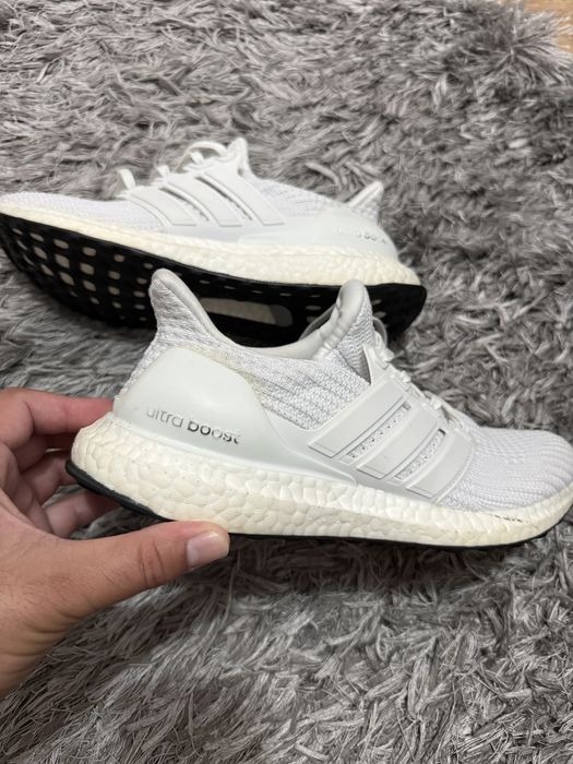 Adidasi adidas  Ultra Boost  , Valentino  40-41