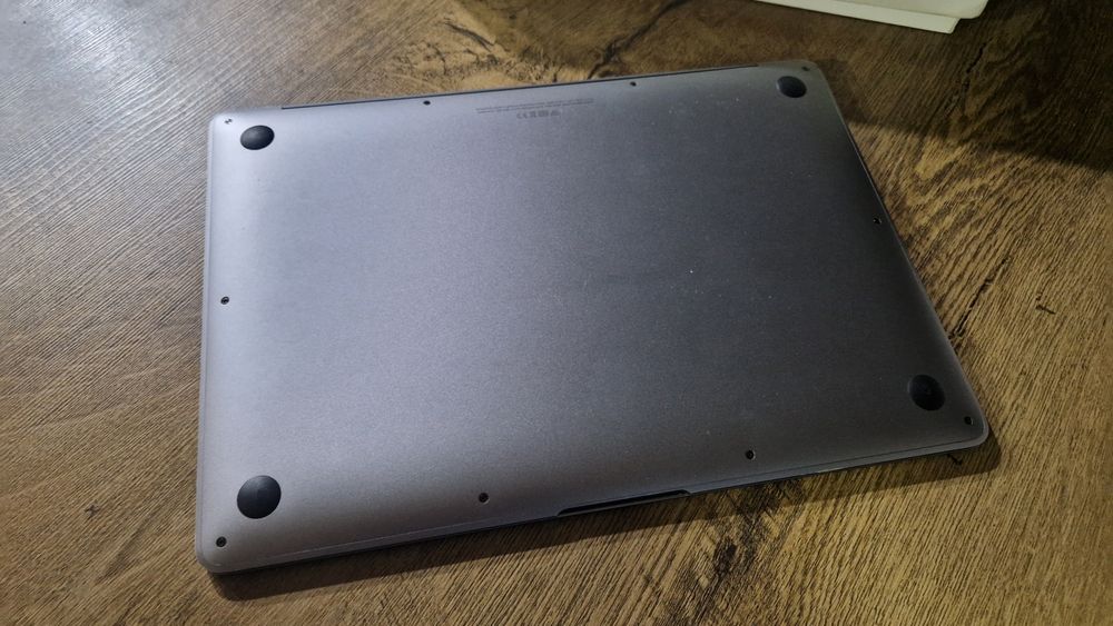 Macbook Air A2337 2020