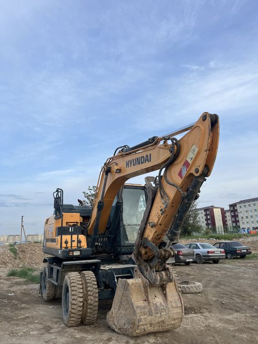 Экскаватор 145