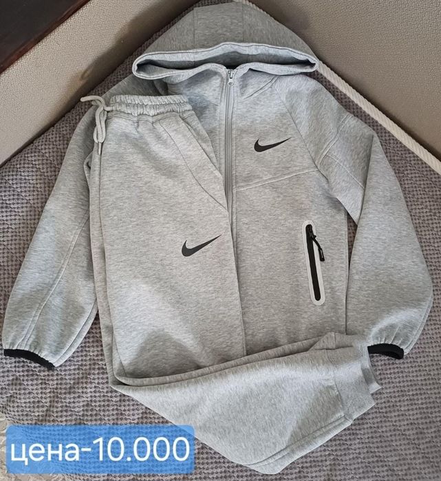 Детская одежда спортивный костюм для мальчика 8-10 лет