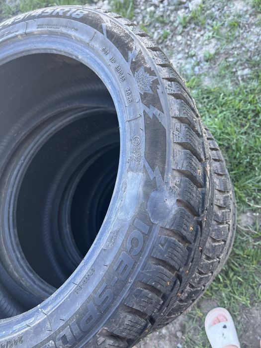 245/45/18 шины с шипамы
