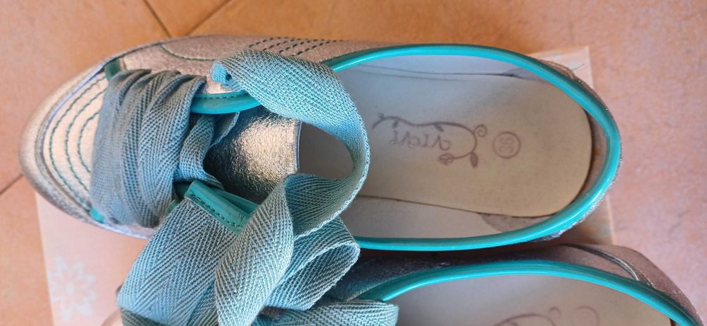 Модерни Маратонки със Сребърна Бляскава кожа ! НОВИ! №36