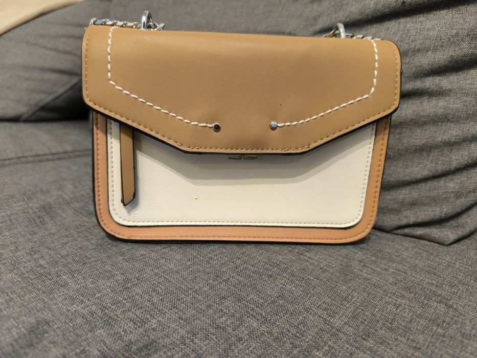 Дамска чанта Парфоа