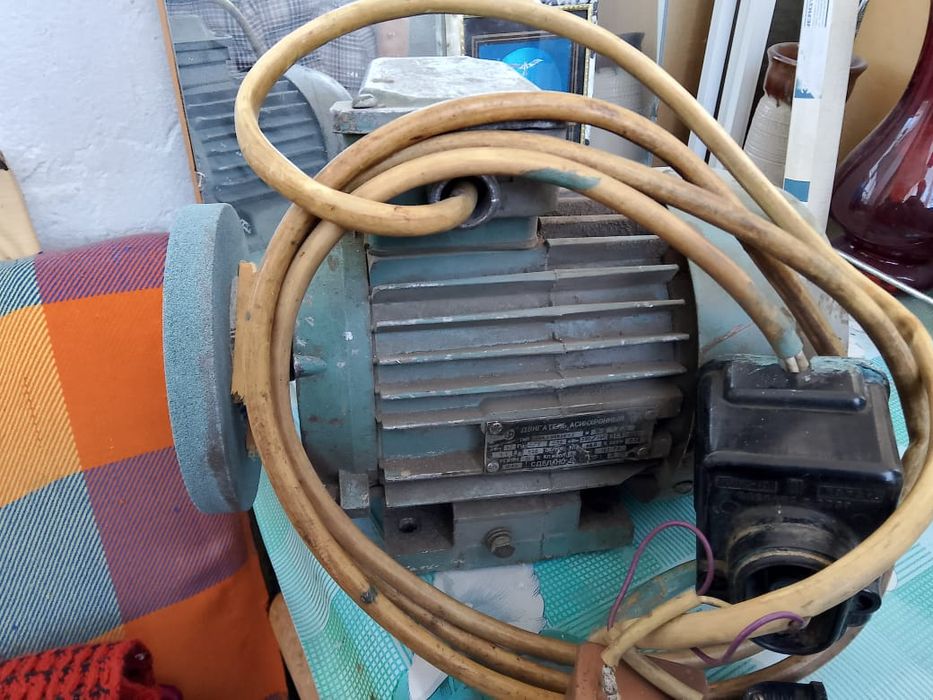 Двигатель точильный на 220 вольт