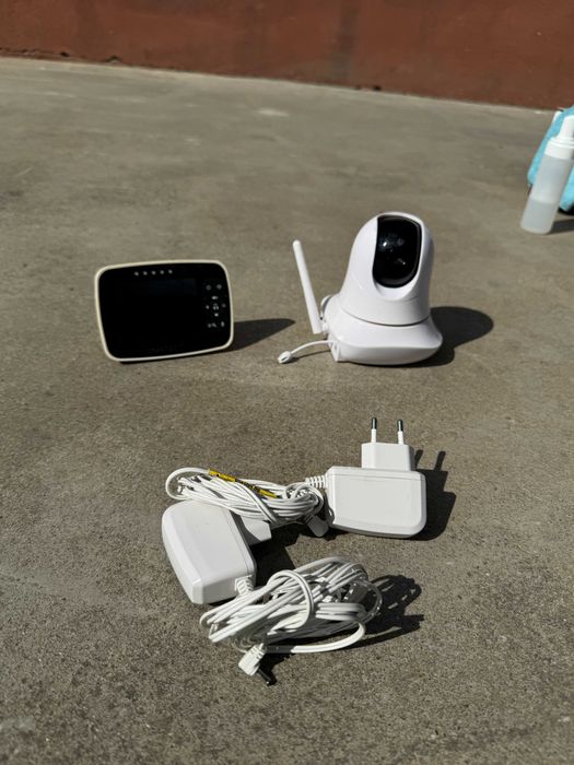 Monitor video Smartic, 3.5", Monitorizare 360⁰, Senzor Temperatură, Control Volum - stare perfectă de funcționare