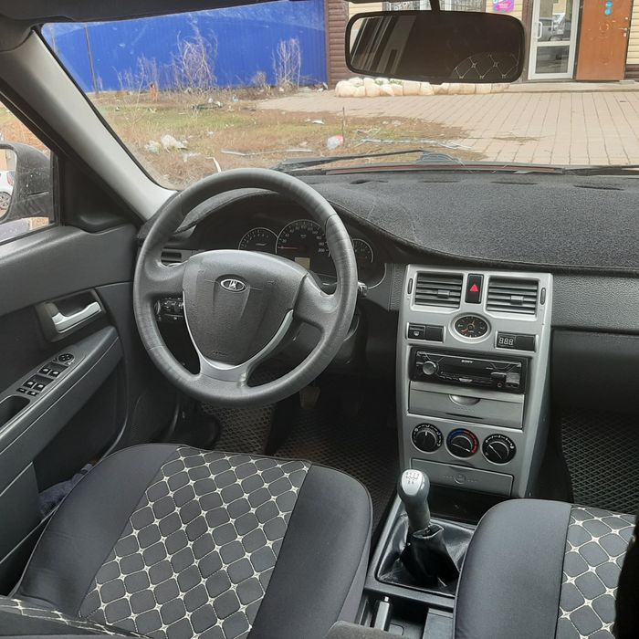 Приора универсал 2012года