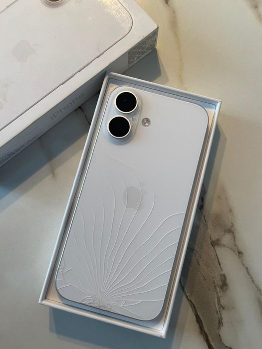 16 айфон  128 гега 100% емкасть