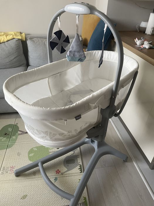 Chicco Baby Hug Air 4 в 1 White Snow – кошара, шезлонг и столче за хранене