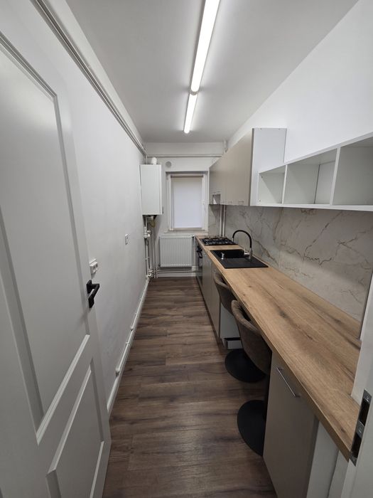 Proprietar – Închiriez apartament 1 cameră decomandat, zonă centrală (Sf. Lazăr, Palas)