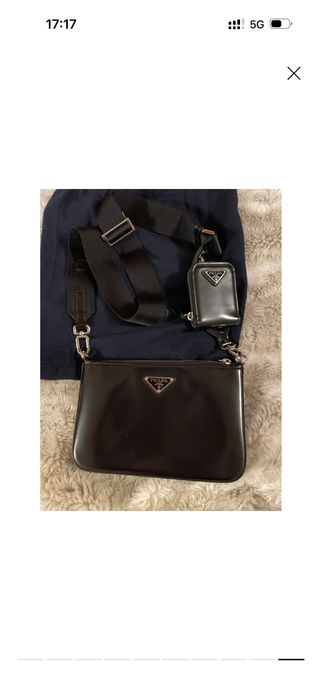Черна чанта Prada