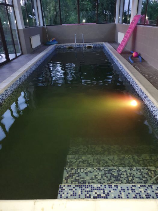 Servicii Profesionale Piscine: Construcție, Mentenanță și Montaj Liner