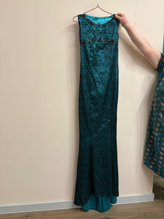 Продам платья по 3000тг