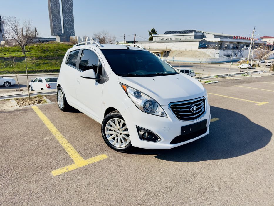 Spark 4 poz AT Ravon R2