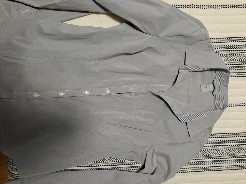 Риза Н&М нова  !