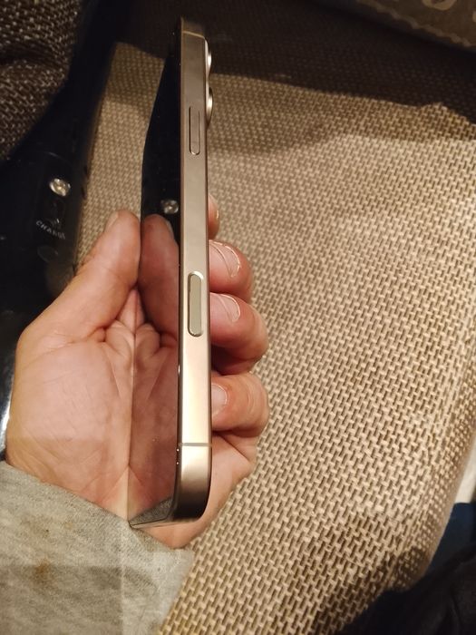 iPhone 16 pro max 256 GB desert titanium nefolosit niciodată