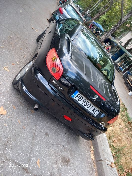 Пежо 206 cc 1.6 в отлично състояние