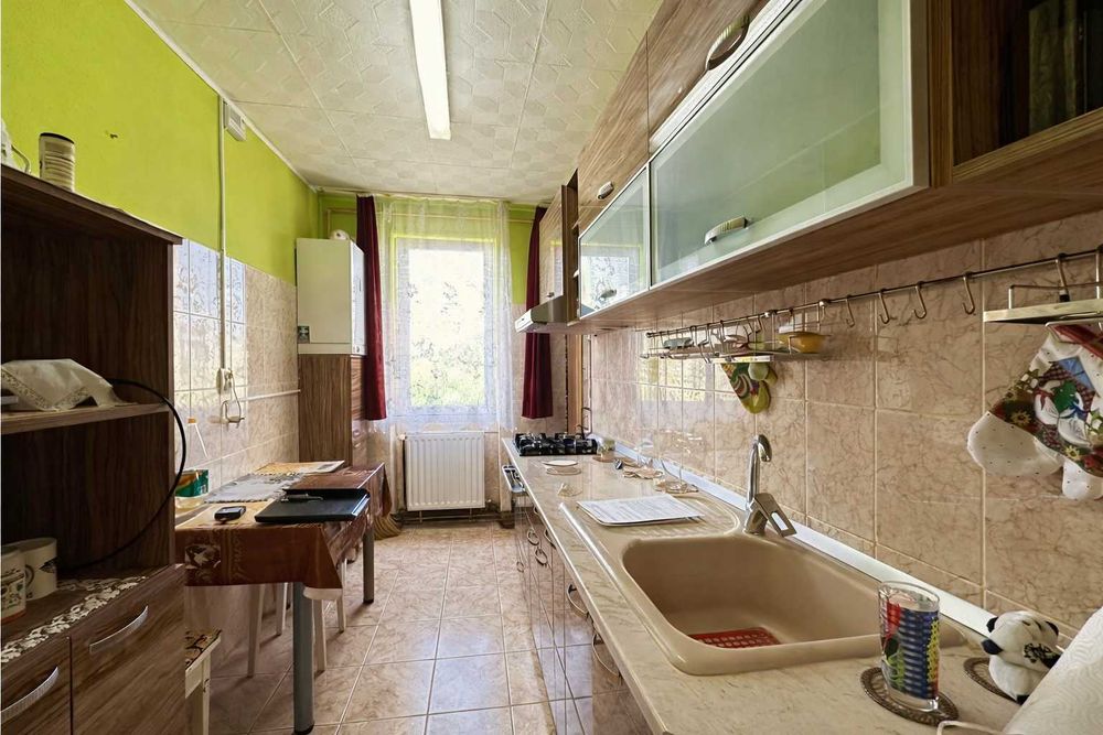 De vanzare – apartament spatios si luminos in Micalaca, Arad