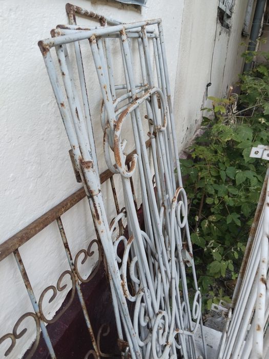 Продам решётки б/у