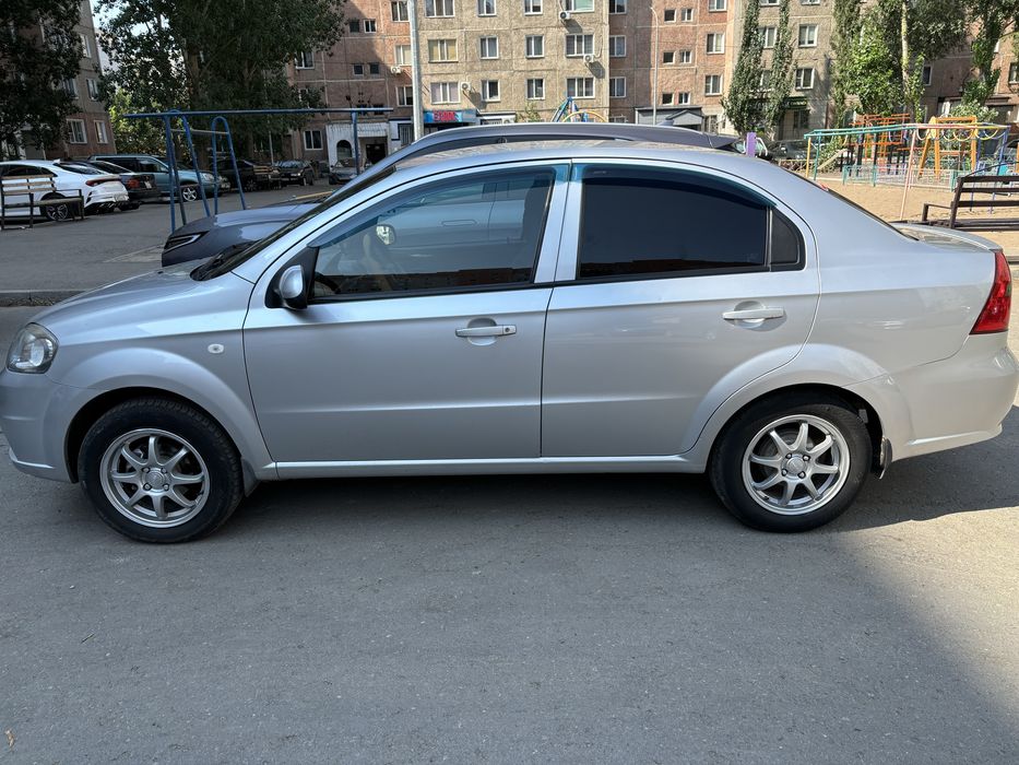 Шевролет Авео.