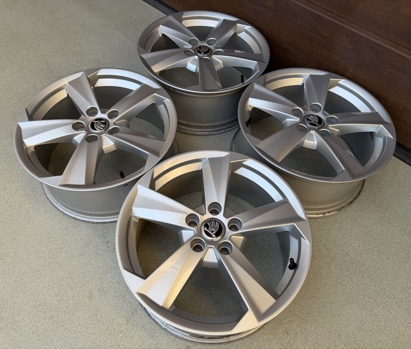 Jante 17 5x112 Originale Skoda Superb Octavia Kodiaq Karoq  VW Tiguan