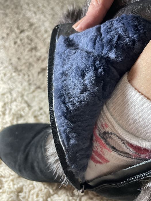 Продам женские сапоги