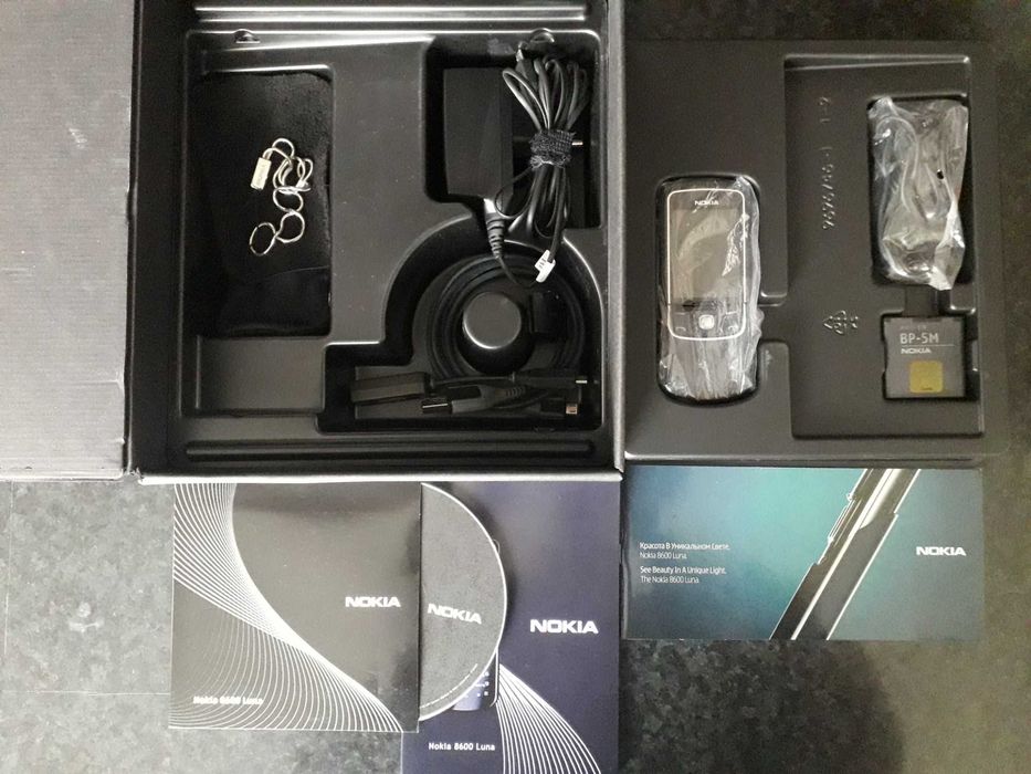 Set Complet Accesorii Nokia 8600 Luna