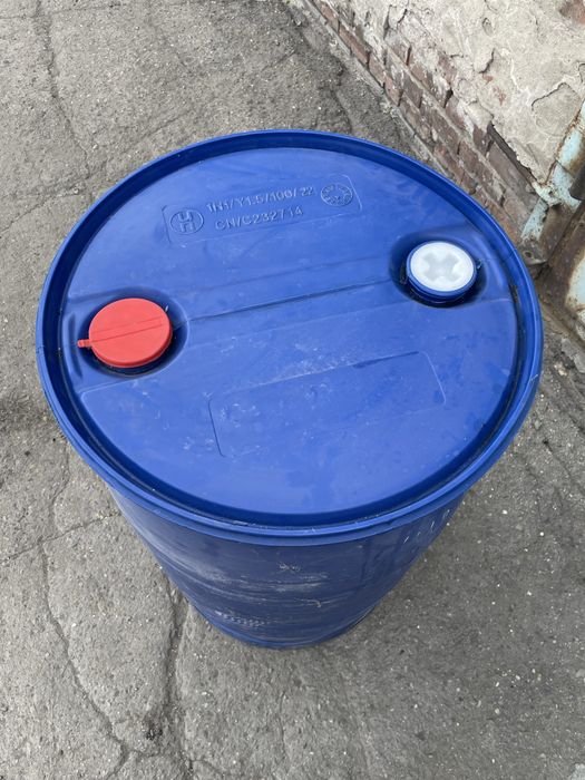 Бочка пластиковая 200л