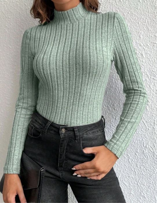 Дамска блузка в цвят мента