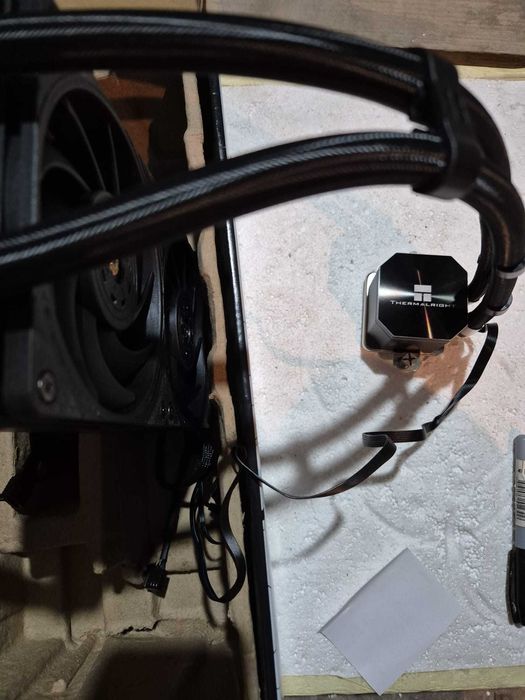 Cooler Procesor Lichid Thermalright Frozen Edge 240 Black