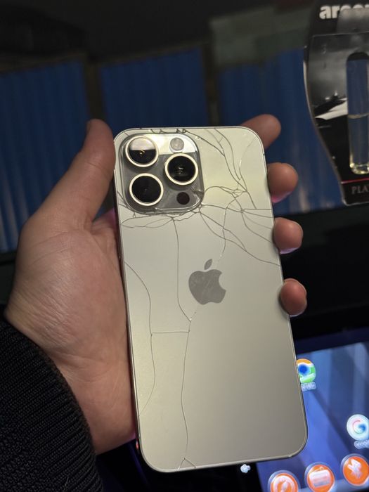 iPhone 15 Pro Max, 256 GB, акб 86%