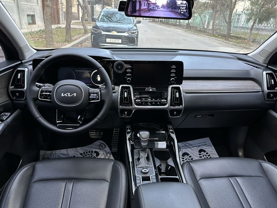 Kia sorento 2023 yil qora rang kraska toza
