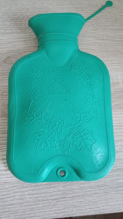 Грелка советская продам.