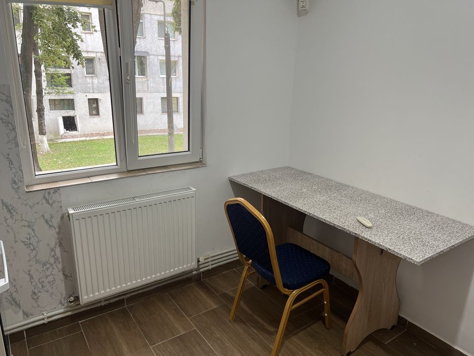 Inchiriez apartament 2 camere