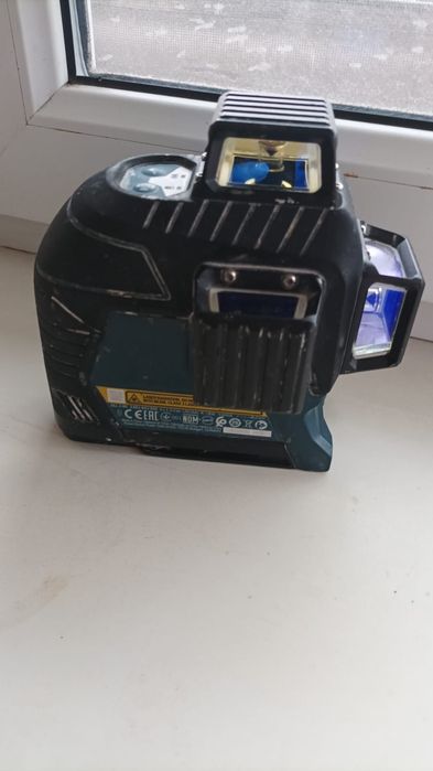 Продам лазер бош