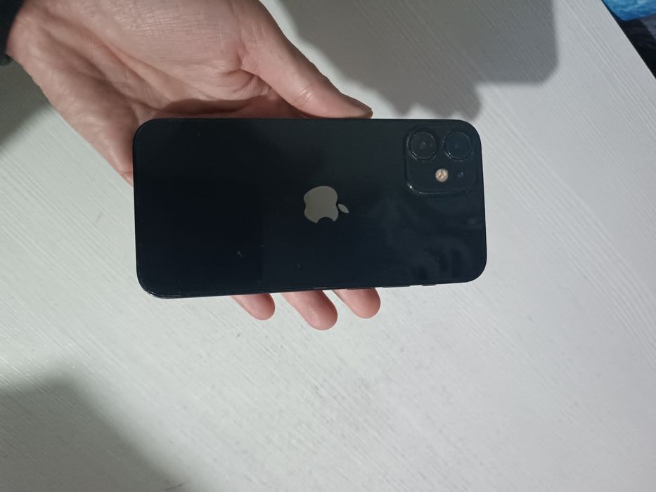 Срочно продам iPhone 12 mini