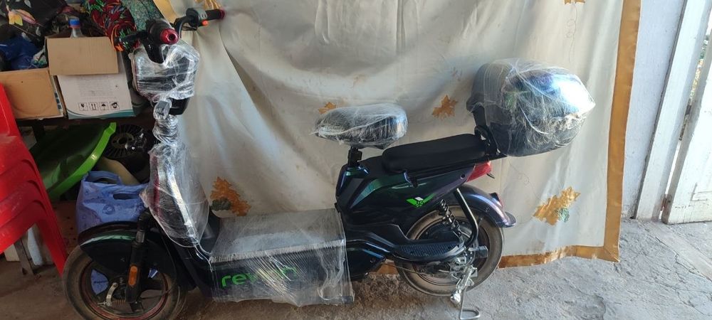 Scooter 14 chontak model revion