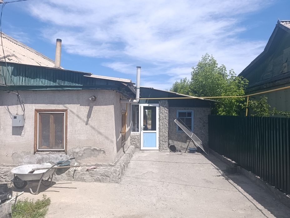 Продам дом центре