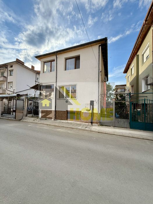 Къща гр. Асеновград