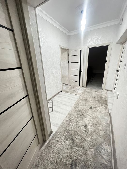 Сдается  суточна за 400. Тысяч сум. 2 х комнатная квартира метро Новза