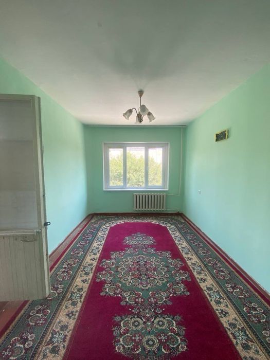 Qora qamish 1/4 da 1 xona srochno