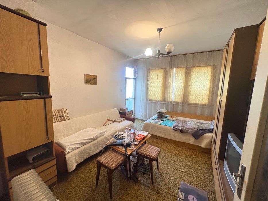 Тристаен Апартамент с Гараж кв. Запад 2