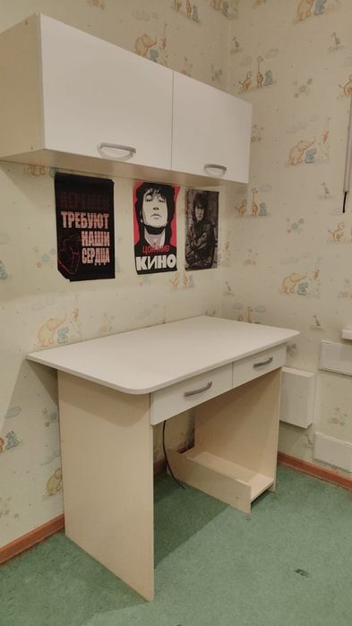 Продам детскую стенку стол шкафчик