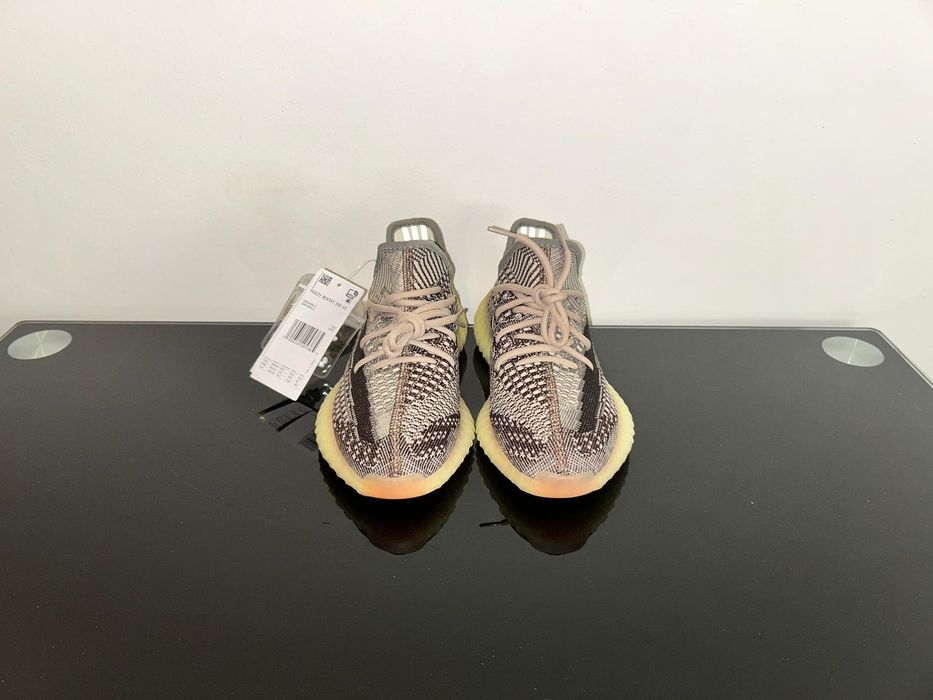 Yeezy mărime 37 1/3