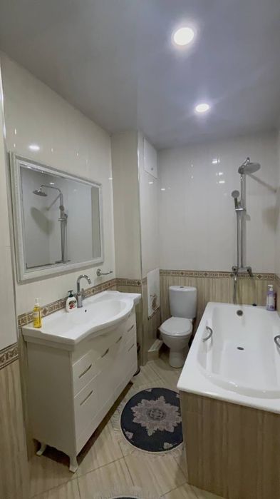 Московские Высотки Дархан 4х-комн квартира